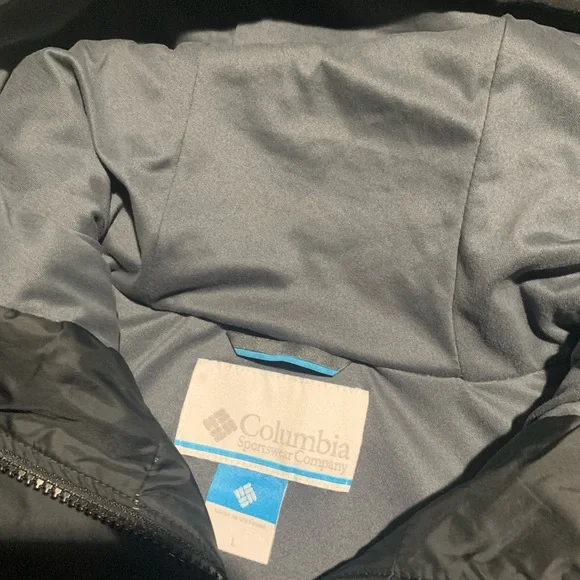 Columbia Windbreaker - Picture 2 of 2